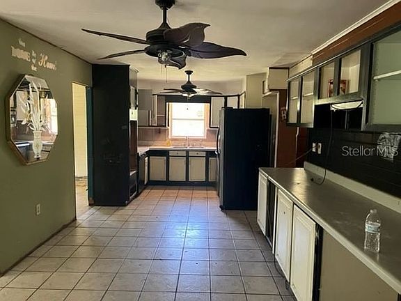 2nd image of 43710 S Island Dr