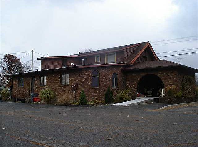 Building Photo 3