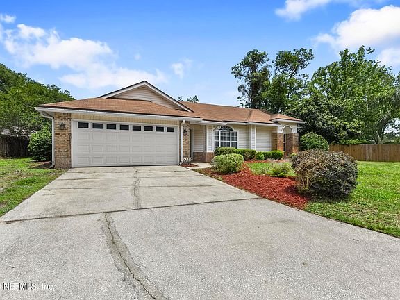 2nd image of 2169 ST MARTINS Drive W