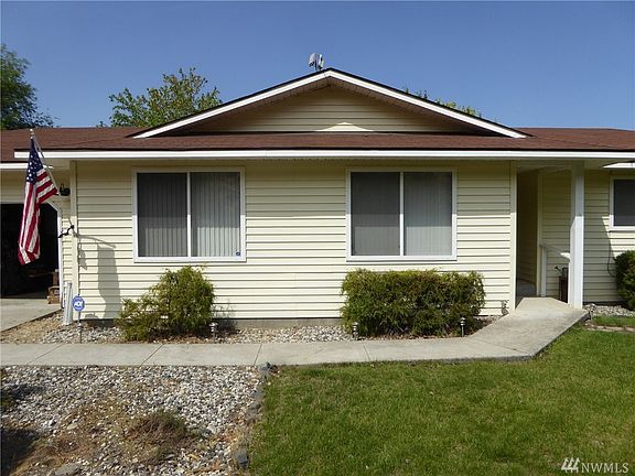 2nd image of 11 Riverview Dr