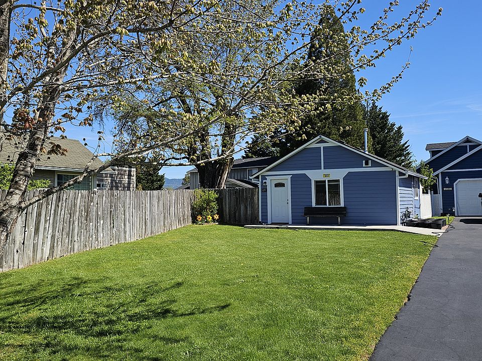 1st image of 1053 Kokanee Ln #9