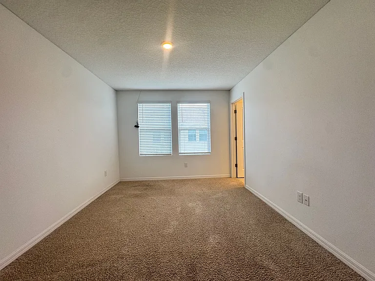 8528 Daybreak St — Photo 19