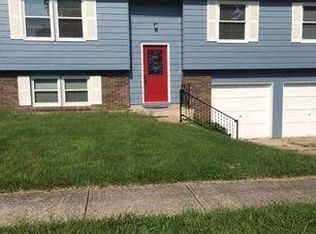 672 Holiday Dr, Cincinnati, OH 45245