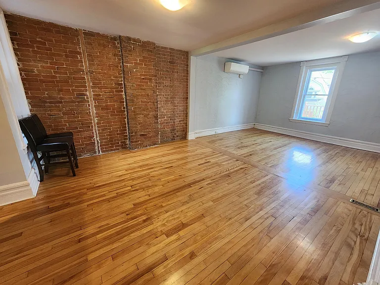 389 Daly Ave — Photo 38