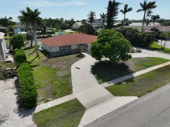 961 Scott Dr, Marco Island, FL 34145