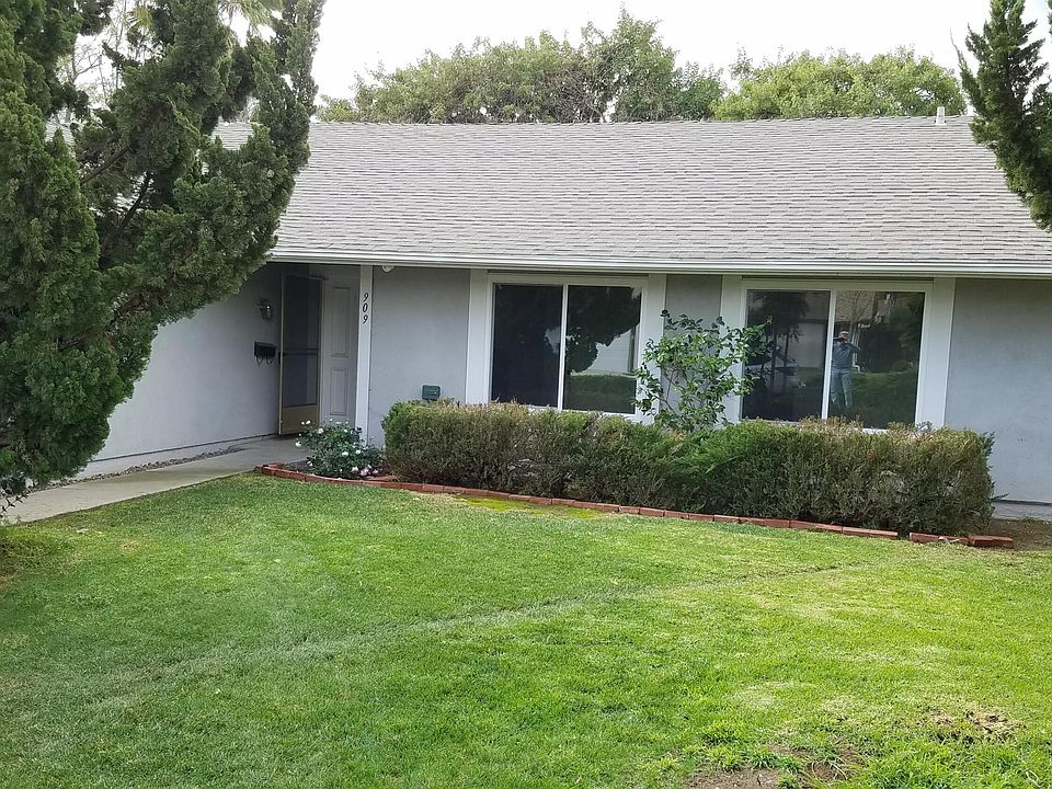 1st image of 909 Oakmound Ave