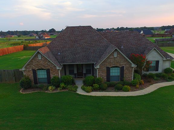 2nd image of 3616 County Road 192 E