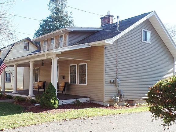 4th image of 123 Durland Ave