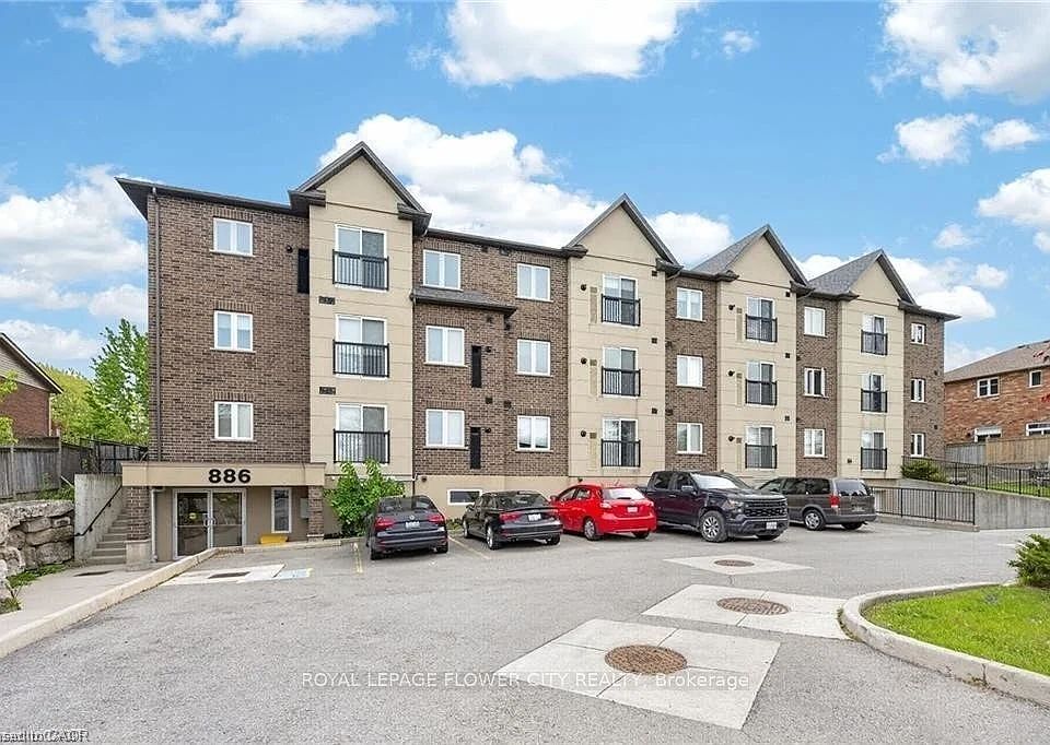 1st image of 886 Golf Links Rd #204