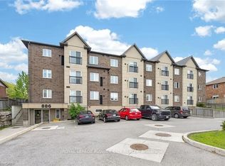 886 Golf Links Rd #204, Hamilton, ON L9K1J8