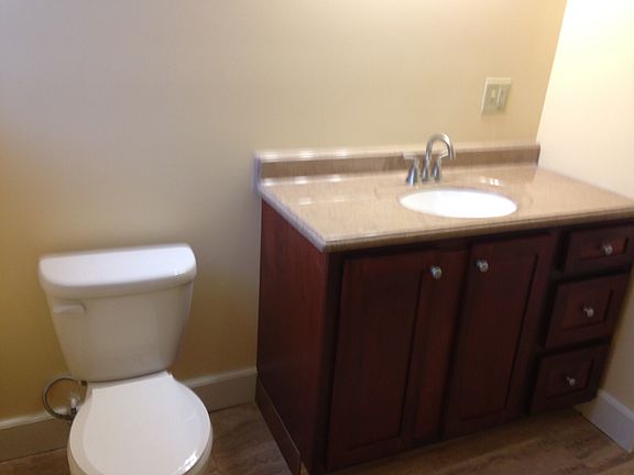 3rd image of 145 Potomac Ave #3