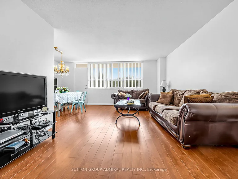 130 Neptune Dr #505 — Photo 5