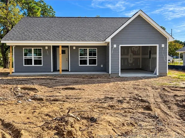 2622 Lone Pine Dr, Fayetteville, NC 28306