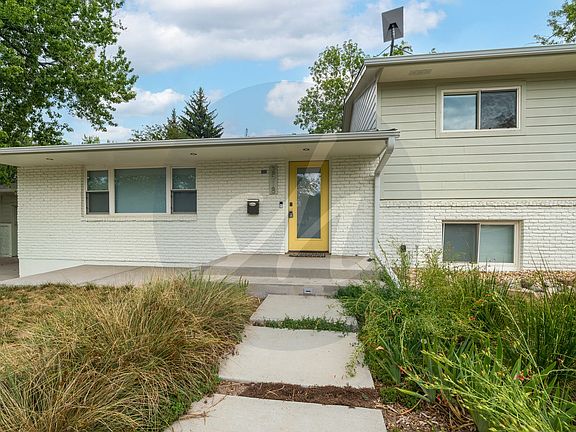 2nd image of 2518 Fairview Cir
