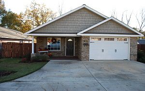 1st image of 524 S Central Ave