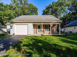 546 Petunia Ln N, Manchester Township, NJ 08759