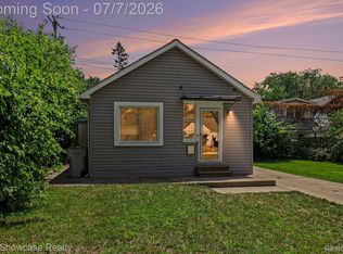 435 W Sonoma Ave, Hazel Park, MI 48030