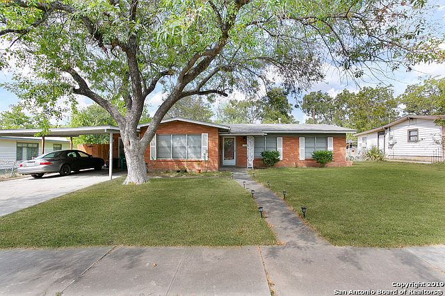 1st image of 331 Springwood Ln