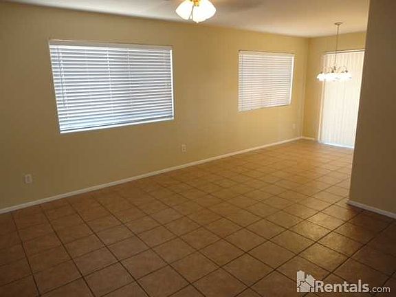 3rd image of 3049 W Salter Dr