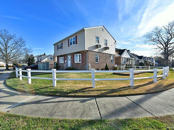 4th image of 19 Sprague Drive
