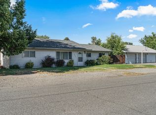 4044 Grant St, West Richland, WA 99353