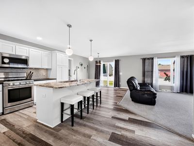 4716 Catalina Pkwy, Mc Farland, WI, 53558