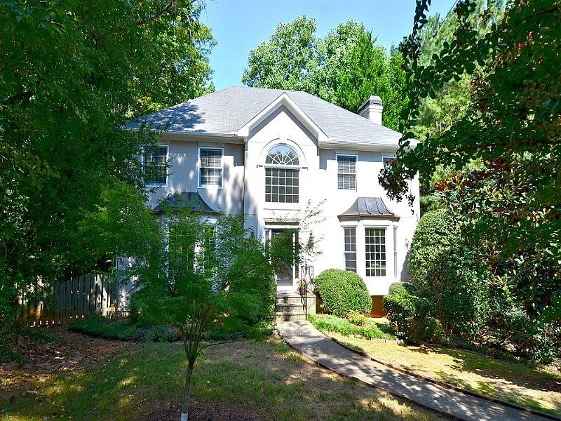 1st image of 120 Windsor Creek Dr