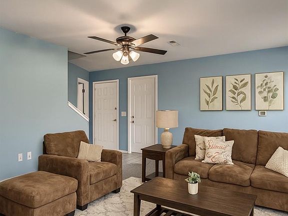 5th image of 8408 S Douglas Ave #8