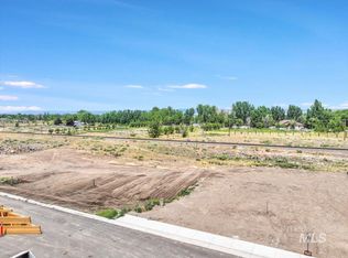 1018 Liberty St, Gooding, ID 83330