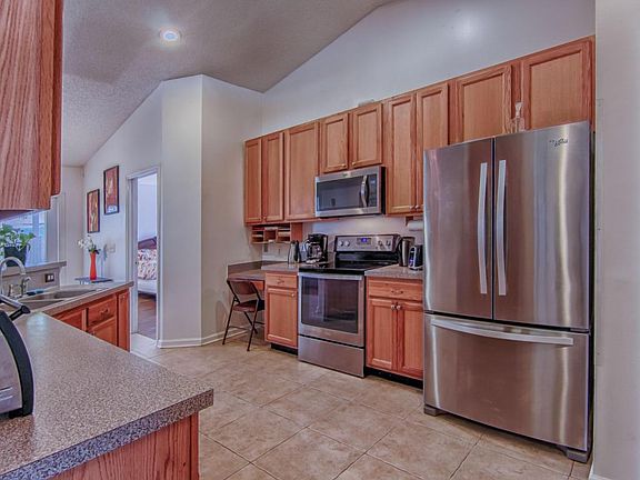 3rd image of 12270 Harbor Winds Dr N