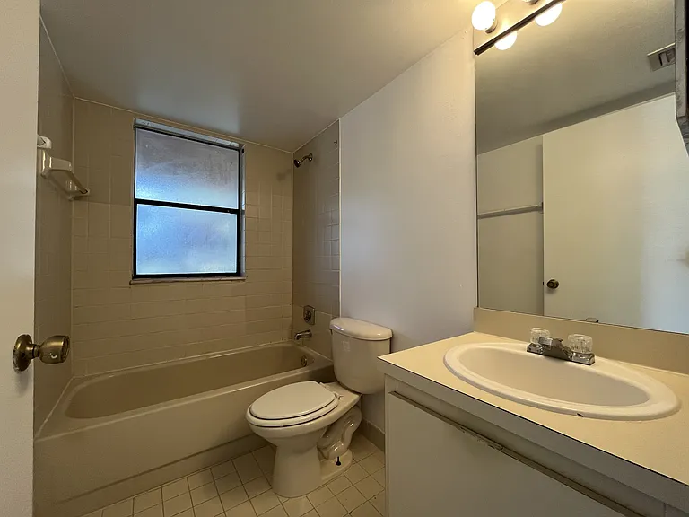 5200 NW 31st Ave #J160 — Photo 11