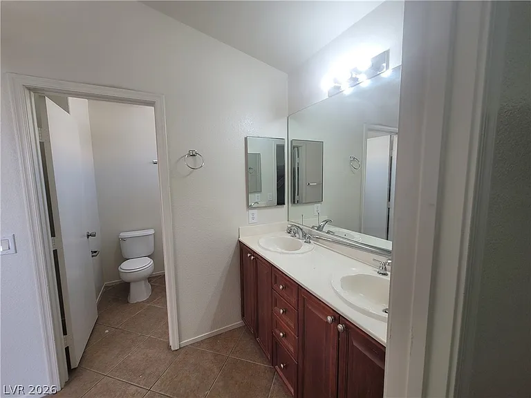 3665 Remington Grove Ave — Photo 71
