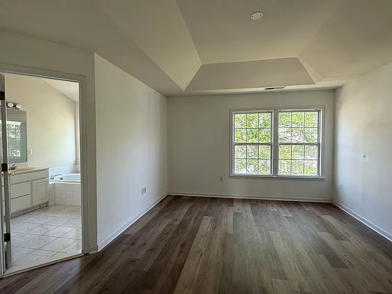 4122 Dallas Hutchison St — Photo 6