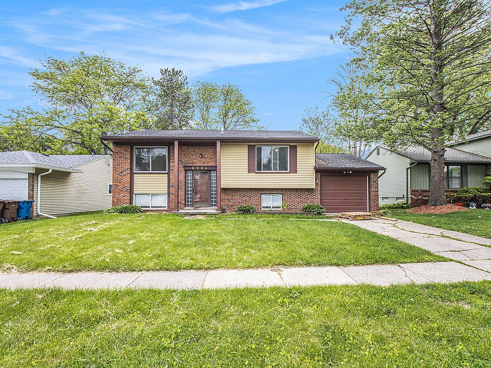 1st image of 8584 Buckingham Dr