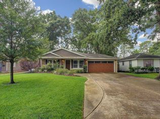 1319 Gardenia Dr, Houston, TX 77018