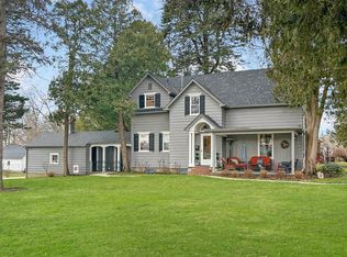 1207 W Logan St, Freeport, IL 61032