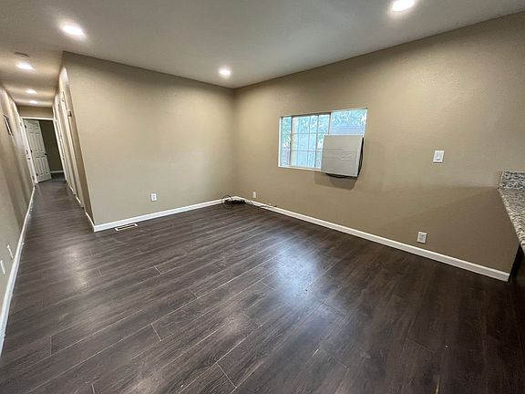 2nd image of 19014 Avenue 146