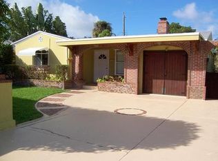 1327 N Palmway, Lake Worth, FL 33460