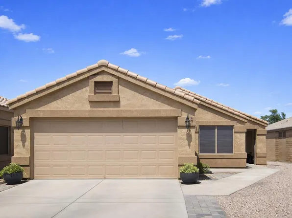 652 S BAHAMA Drive, Gilbert, AZ 85296