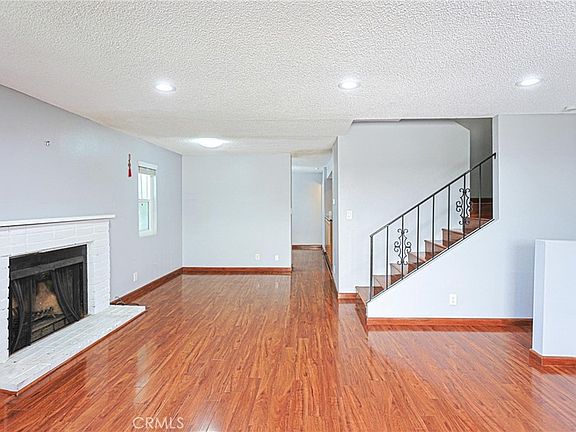 5th image of 332 Pomelo Ave APT B