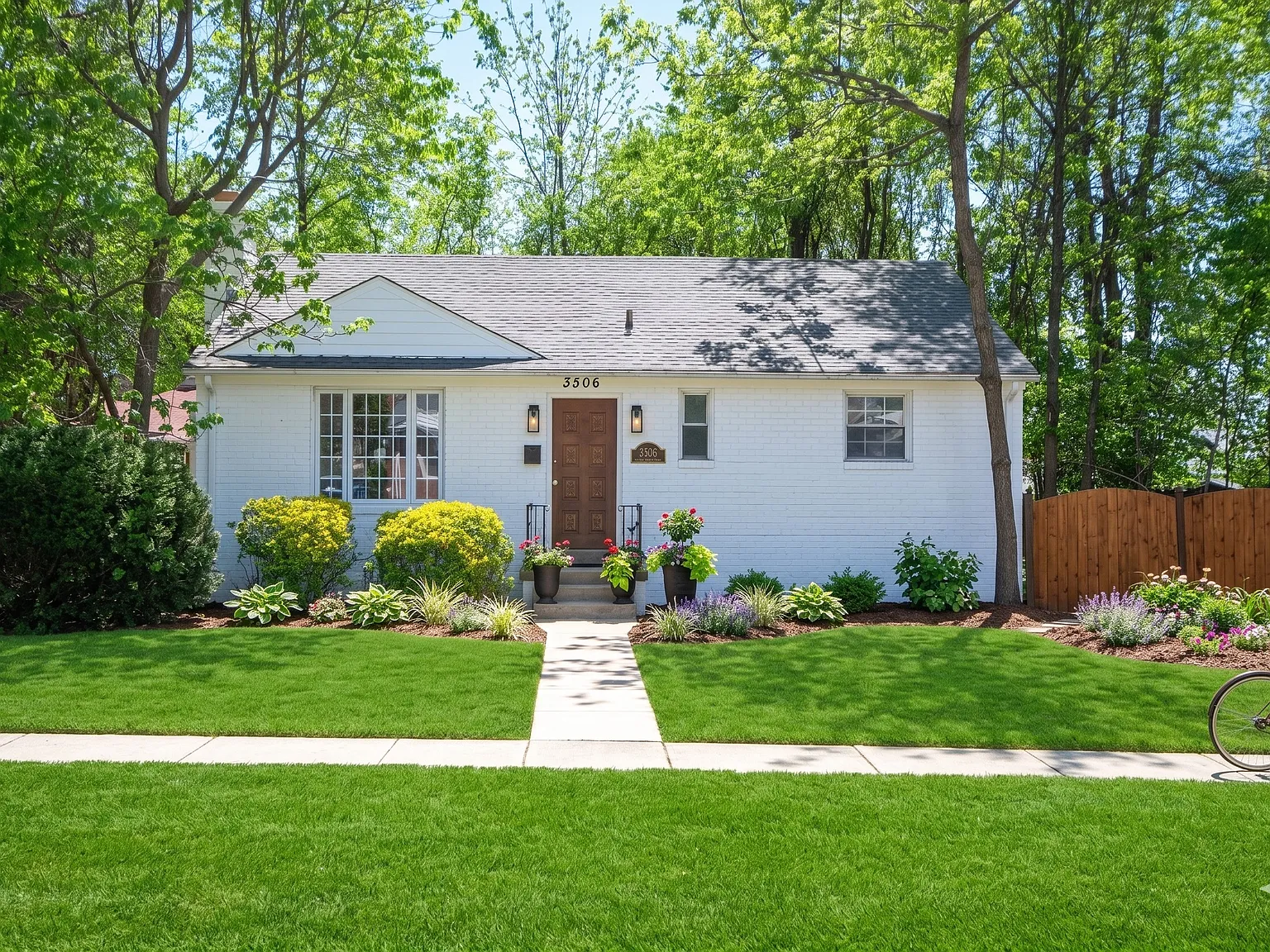 5 bed, 1685 sqft, $3,500 — Photo 1