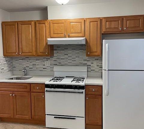 2nd image of 53 Raymond Ave