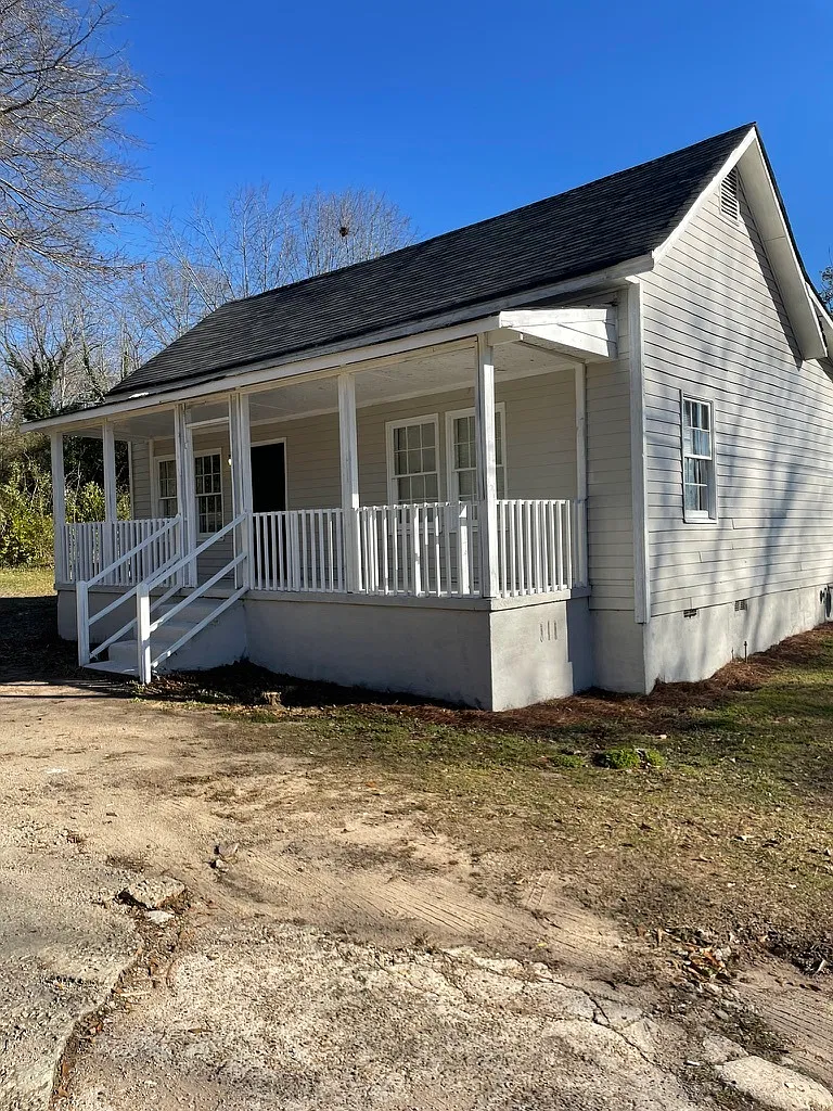 301 Revis Street - 1 — Photo 1