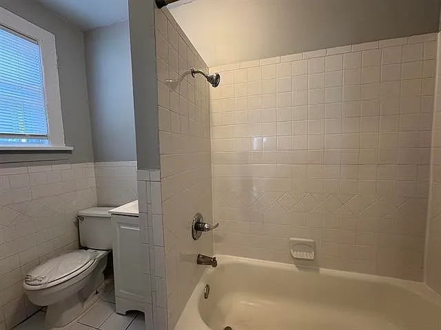 762 Forest St #3 — Photo 9