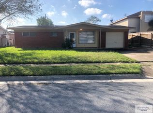 14 Greenway Dr, Brownsville, TX 78520