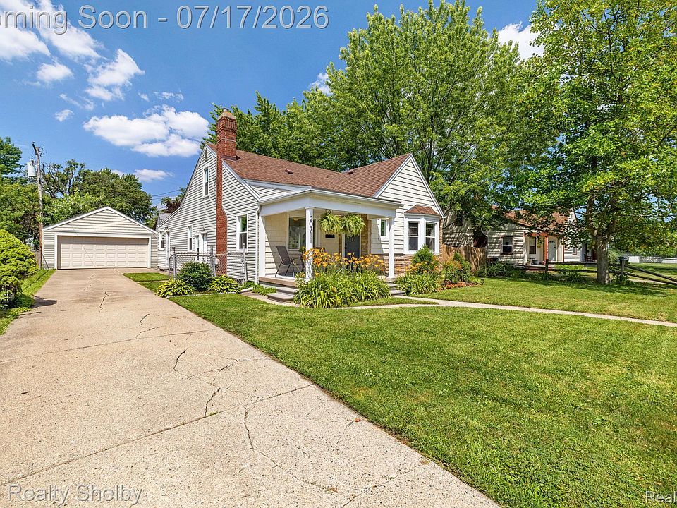 1st image of 20711 Alger St