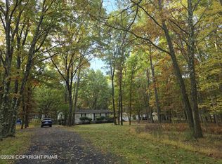 550 Timothy Dr, Effort, PA 18330