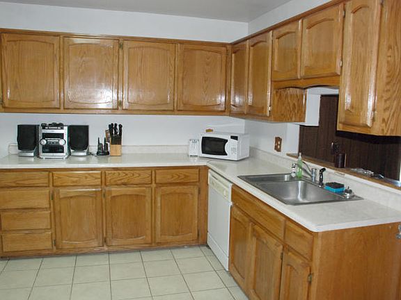 5th image of 1301 Kentucky St NE