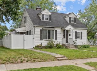 10 Jefferson St, Lawrence, MA 01843