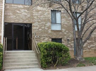 2316 Freetown Ct, Reston, VA 20191